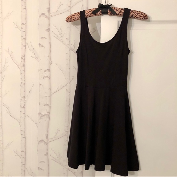 TWO H&M Black Mini Dresses - Picture 6 of 7
